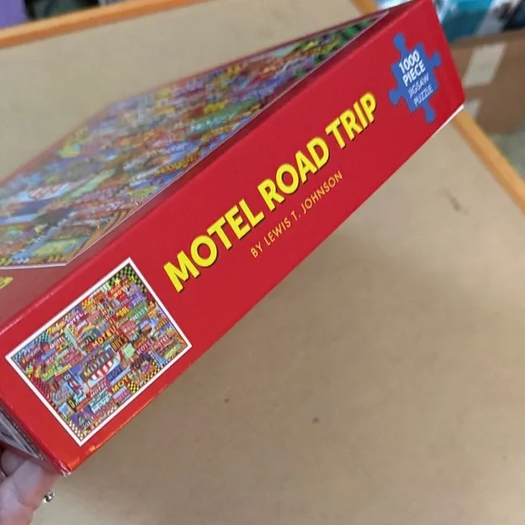 1000-pc Motel Road Trip Jigsaw Puzzle (K) - Picture 7 of 9